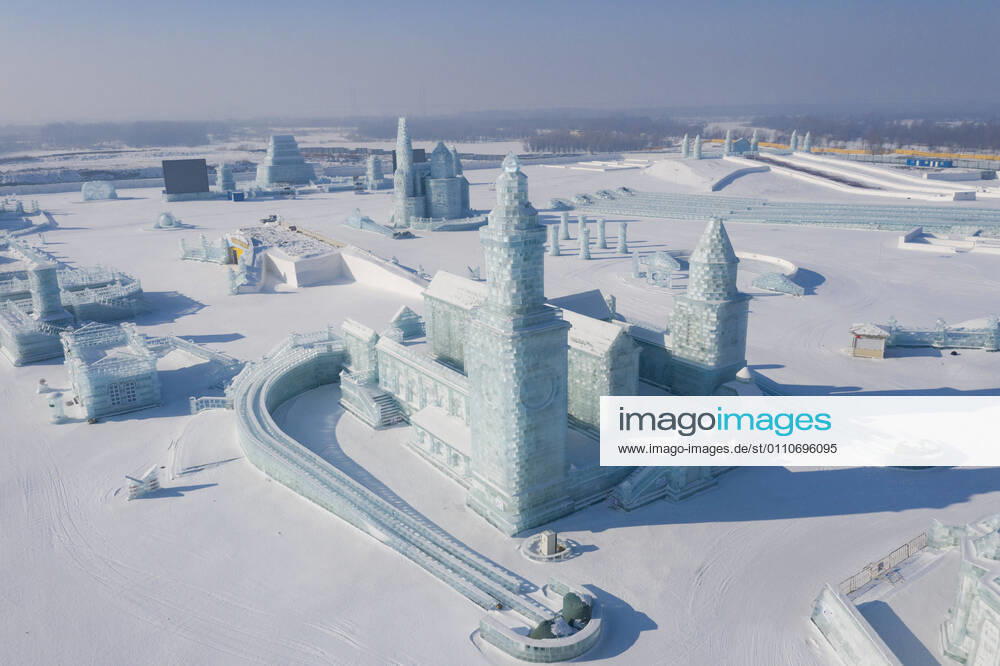 (210122) -- HARBIN, Jan. 22, 2021 -- Aerial photo taken on Jan. 22, 2021 shows a view of the Harbin Ice-Snow World in Harbin, northeast China s Heilongjiang Province. Many scenic spots in Harbin have been temporarily shut down to curb the COVID-19 epidemic. ) CHINA-HEILONGJIANG-HARBIN-COVID-19-MEASURES (CN) XiexJianfei