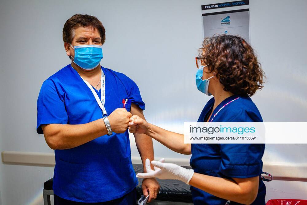 Today the vaccination of the second dose of the Sputnik V was carried to the nurses from the Posadas National Hospital in the same hospital. Buenos Aires Argentina - ZUMAa188 20210122_int_a188_005
