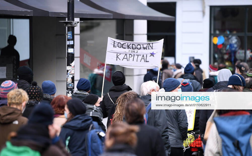Tuebingen 23 01 2021 A left demo against Corona crisis management under the motto, solidarity instead of authority in Tuebingen A banner with the inscription Lockdown for capital ulmer