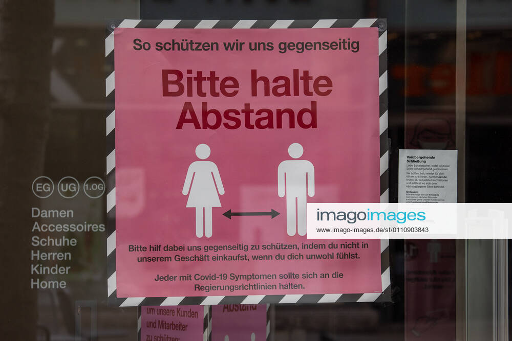 Stuttgart themed images Stuttgart in times of corona pandemic, 24 01 2021, themed images Stuttgart in times of corona pandemic, window stickers, please keep your distance, 24 01 2021,