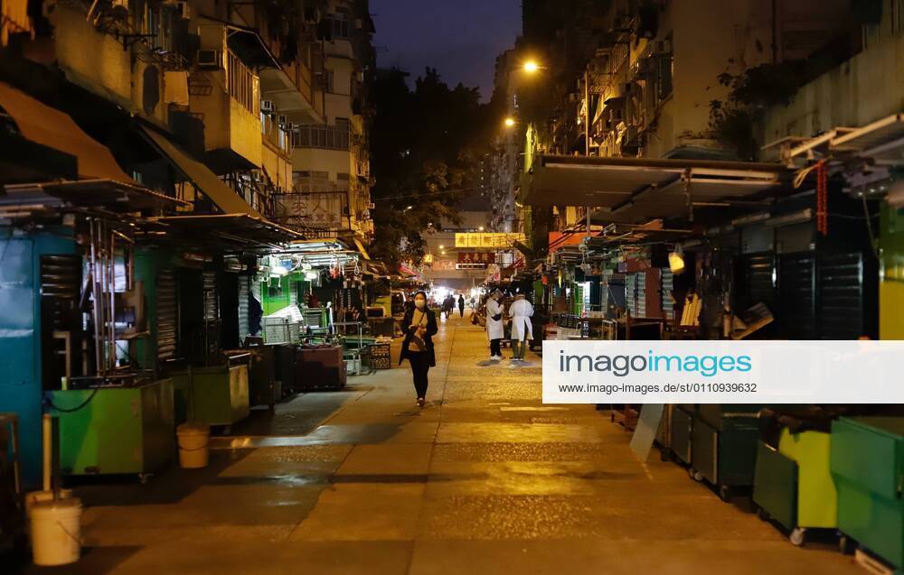 Empty wet market at Yau Ma Tei, in the early morning where lockdown has been imposed for 48hrs. Hong Kong government have lifted lockdown on Yau Tsim Mong District midnight HK Time to allow local residents to exit from restricted zone and return to normal life.Jan-25,2021Hong Kong.ZUMA Hong Kong CHINA - ZUMAl137 20210125_zap_l137_002