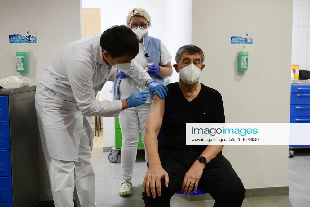 Czech Prime Minister Andrej Babis receives the second vaccine against COVID-19 at the Central Military Hospital in Prague, Czech Republic, on January 24, 2021. (CTKxPhoto RomanxVondrous) CTKPhotoP202101240115501 _VND9759