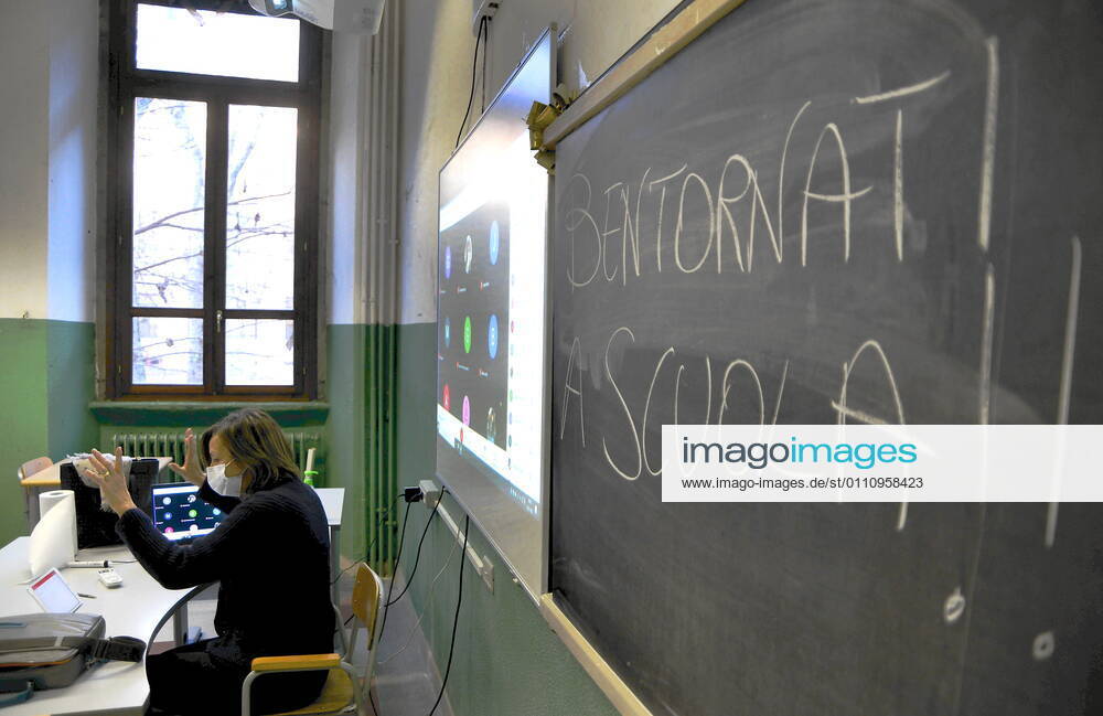 Milan, Back to school after the Lockdown for the Red zone with half the students still in DAD at a distance Editorial Usage Only