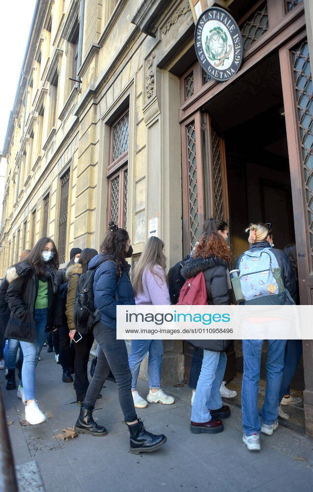 Milan, Back to school after the Lockdown for the Red zone with half the students still in DAD at a distance Editorial Usage Only