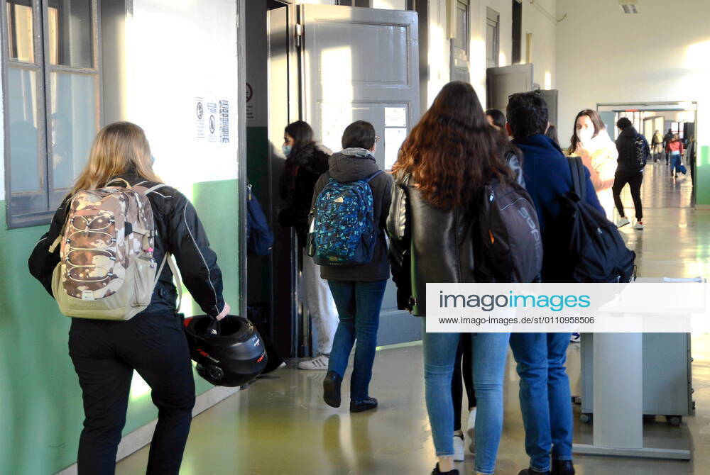 Milan, Back to school after the Lockdown for the Red zone with half the students still in DAD at a distance Editorial Usage Only