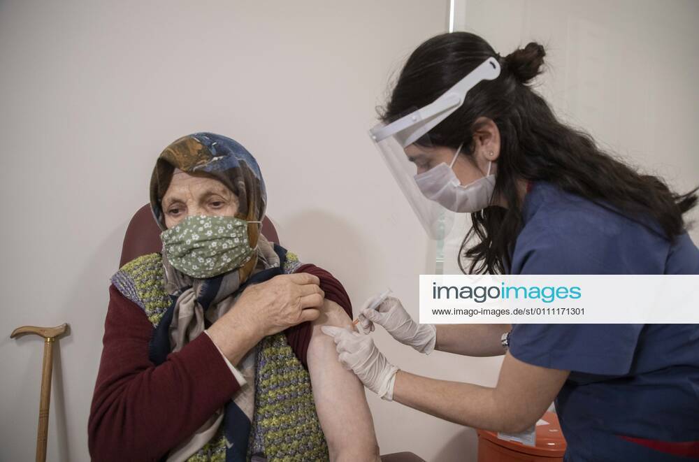 (210127) -- ISTANBUL, Jan. 27, 2021 -- A woman receives a dose of COVID-19 vaccine in Istanbul, Turkey, Jan. 27, 2021. A state hospital in Turkey s largest city Istanbul Wednesday was filled with senior citizens who came to be vaccinated against COVID-19 as part of the ongoing mass inoculation program in the country. TO GO WITH Feature: Turkish seniors hope pandemic to end with COVID-19 vaccines (Photo by Xinhua) TURKEY-ISTANBUL-VACCINATION OsmanxOrsal
