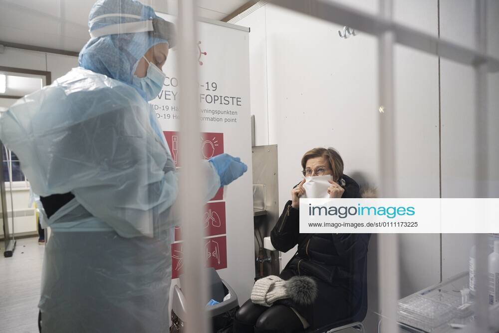 Eija Korolainen-Koivisto (R) waits to get her voluntary Covid-19 test at the border between Finland and Sweden in Tornio, Northern Finland on Wednesday, 27th Jan., 2021. Finland tightened the border restrictions on Wednesday due to the worsening situation with the Covid-19 pandemic. Tornio Tornea Finland