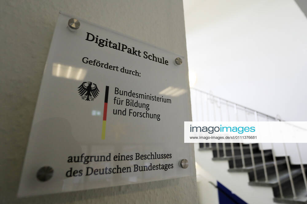 SCHOOL LOCKDOWN School Lockdown Gebrueder Grimm School in Meerbusch Buederich January 2021 on 29 January 2021 in Meerbusch