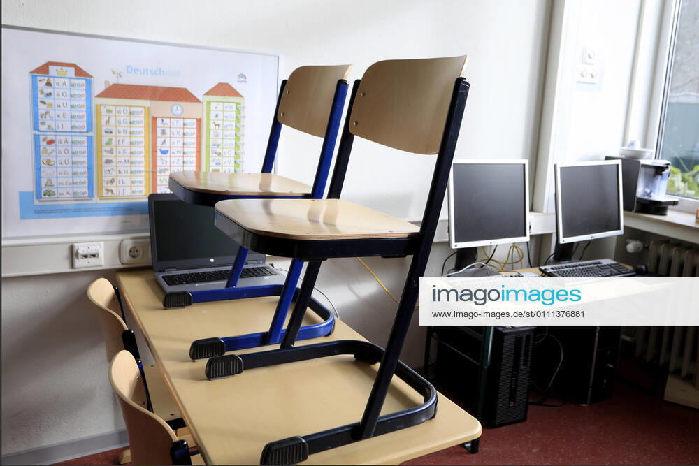SCHOOL LOCKDOWN School Lockdown Gebrueder Grimm School in Meerbusch Buederich January 2021 on 29 January 2021 in Meerbusch