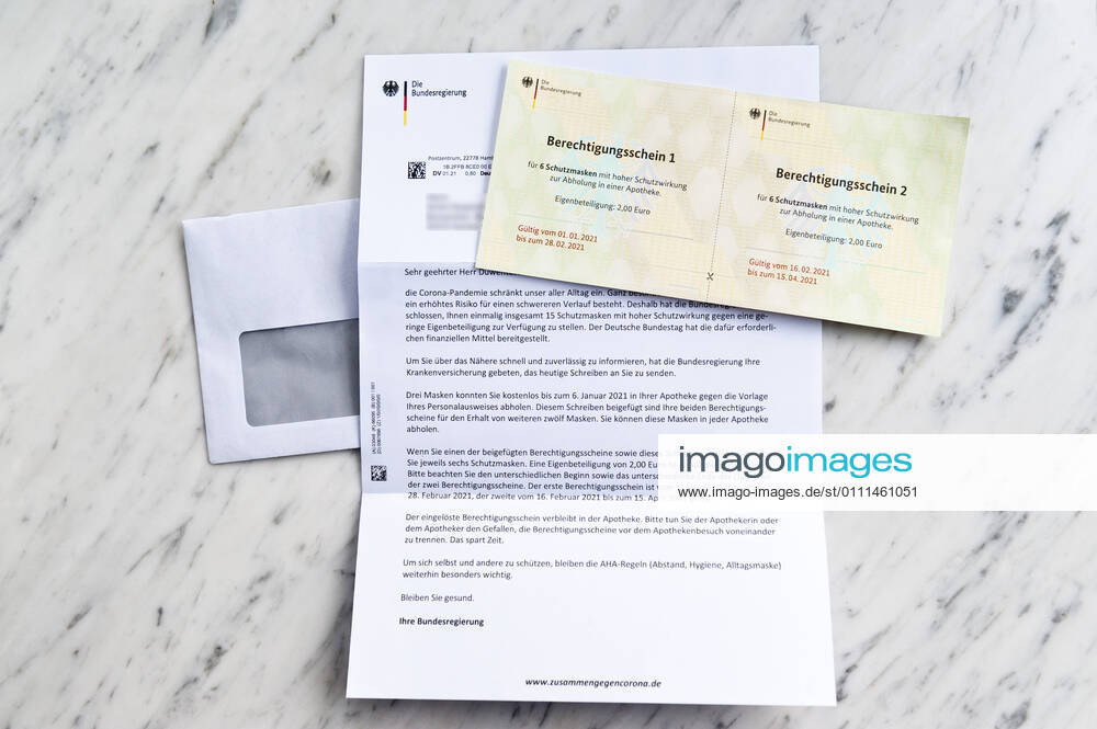 Eligibility certificates for FFP2 masks Corona pandemic Coronapandemic Coronavirus COVID 19 pandemic COVID 19 epidemic SARS CoV 2 Covid 19 Covid 19 protective mask protective masks face mask certified FFP 2 ZN95 ZN 95 KN 95 letter from the federal government vouchers FFP2 eligibility certificates Hamburg Hamburg Germany Germany