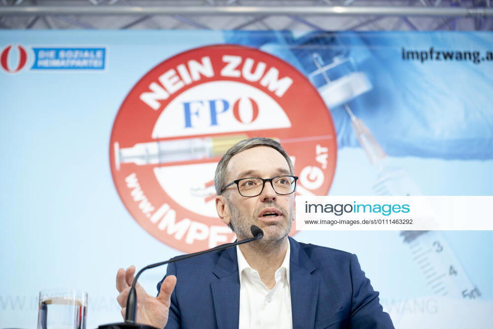 FPOE press conference: Democracy - freedom - fundamental rights Pressekonferenz FPÖ in Wien zur aktuellen Corona-Politik mit dem Thema: Demokratie Freiheit Grundrechte. Im Bild: FPÖ-Klubobmann NAbg. Herbert Kickl. Wien, Österreich. 30.01.2021