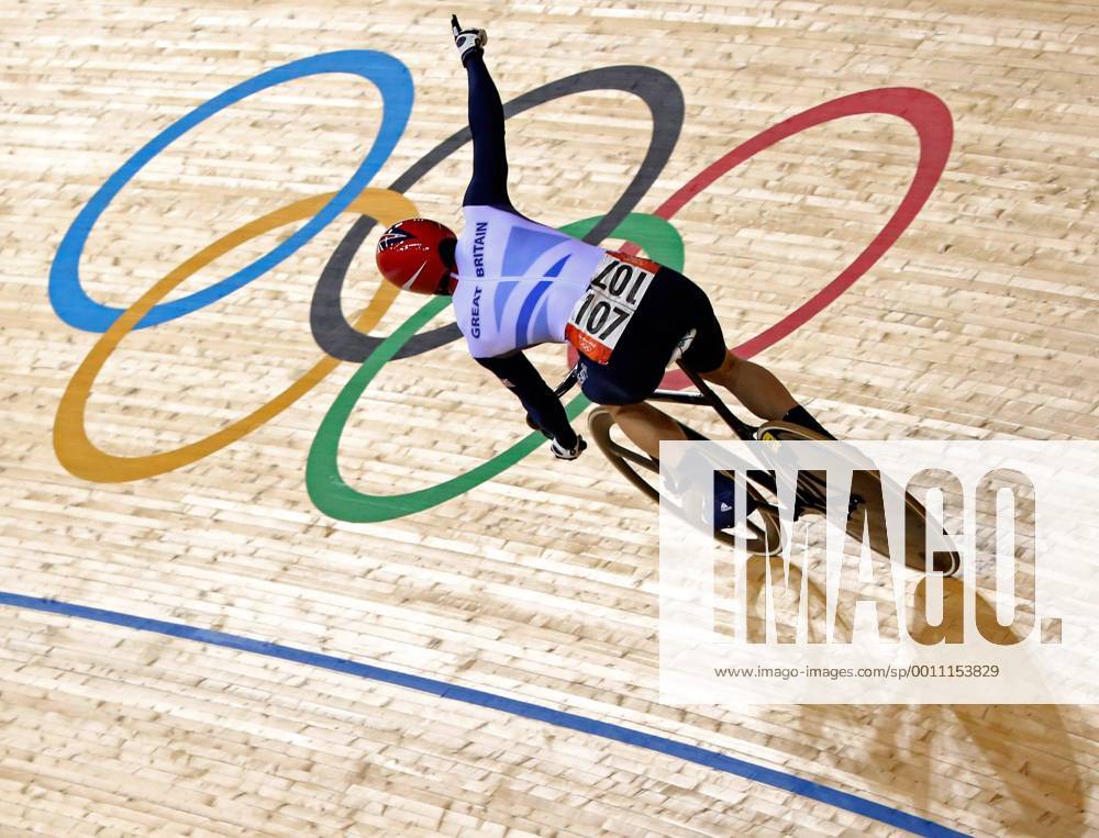 OLYMPIA - Olympische Spiele 2012 LONDON,ENGLAND,06.AUG.12 - DIVERS, OLYMPIA, RADSPORT - Olympische Sommerspiele in London 2012, Bahn, Sprint, Herren. Bild zeigt den Jubel von Jason Kenny (GBR).