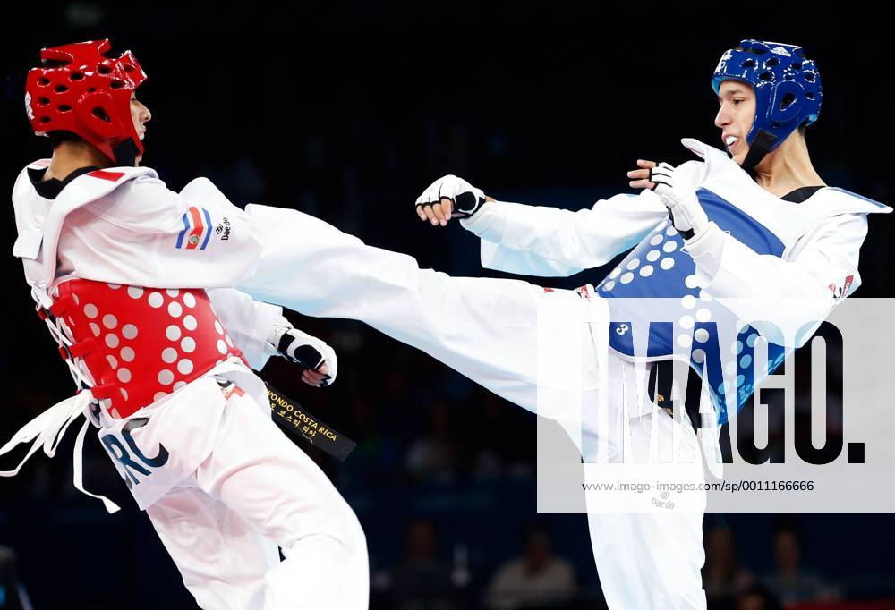OLYMPIA - Olympische Spiele 2012 LONDON,ENGLAND,08.AUG.12 - DIVERS, OLYMPIA, KAMPFSPORT, TAEKWONDO - Olympische Sommerspiele in London 2012, bis 58kg, Herren. Bild zeigt ein Feature mit Heiner Oviedo (CRC) und Alexey Denisenko (RUS).