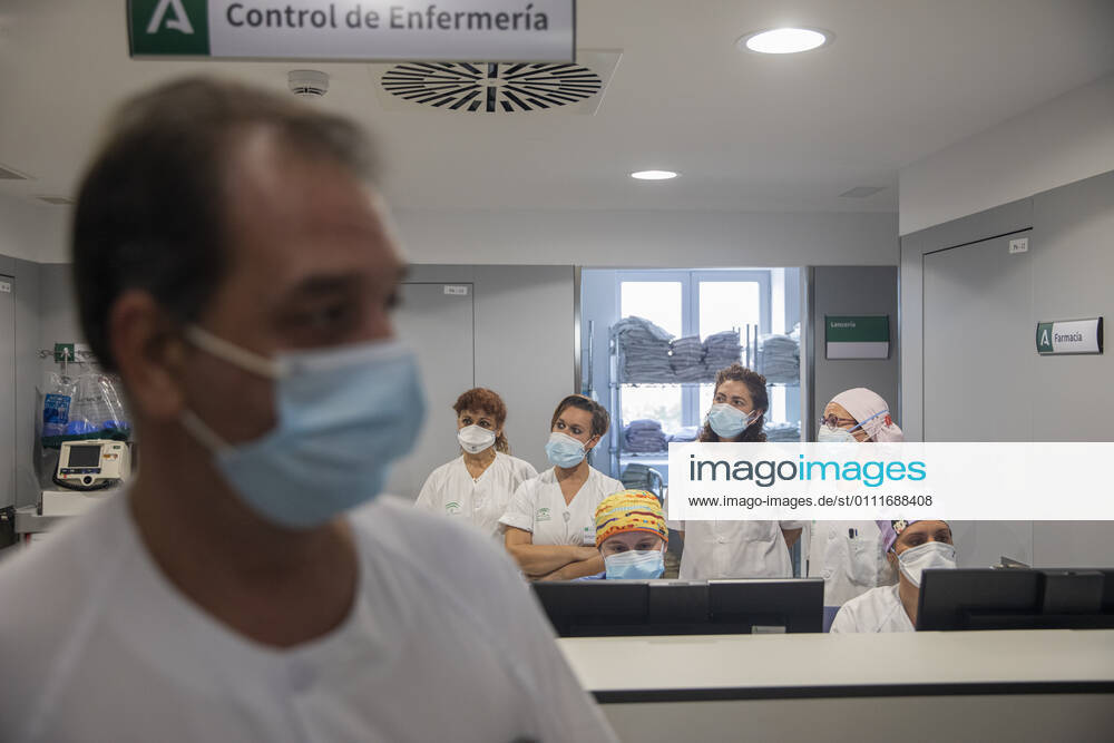 Healthcare personnel during the inauguration of the new Covid-19 Emergency Hospital, built in the former Military Hospital Vigil de Quinones. In Seville, (Andalusia, Spain), 01 February 2021. 01 FEBRUARY 2021 Maria JosÃ Lopez LagenciaEP 02 01 2021 Seville (Andalusia) Seville (Andalusia) Spain