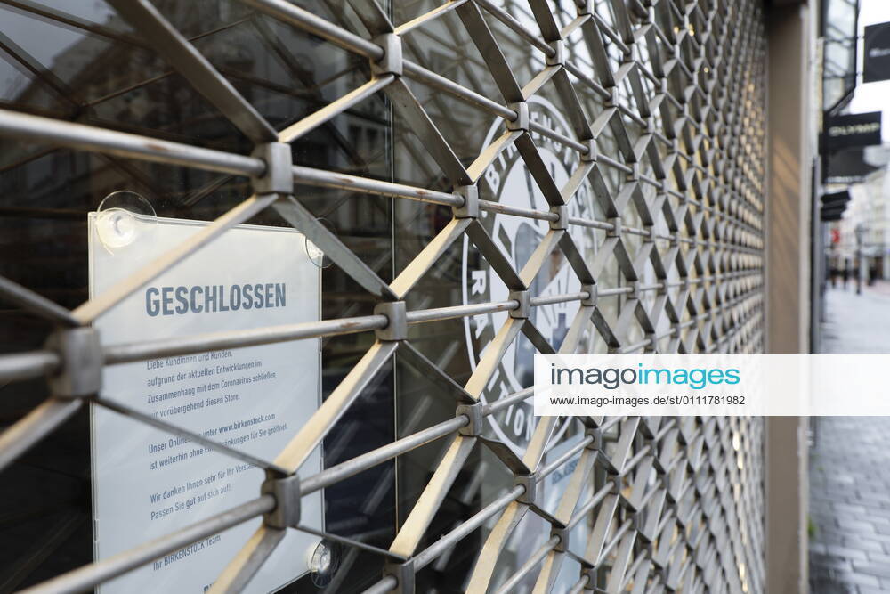 Bonn, Germany Corona crisis photo Closed shops due to lockdown in Bonn city centre