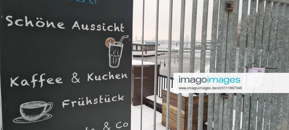 Hamburg in Corona Lockdown scenes in february 2021 around the Hamburger Außenalster closed restaurant barca at the Alster Hamburg in Corona Lockdown scenes in february 2021 around the Hamburger Außenalster , Hamburg Hamburg Germany city center around the Alster