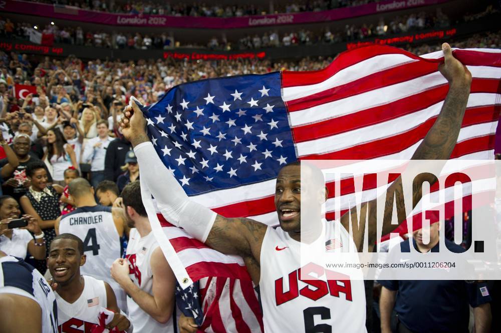 Aug. 12, 2012 - London - LEBRON JAMES celebrates Team USA s 107-100 win for the gold medal in the Men s Basketball final game during the London Olympics 2012 at the North Greenwich Arena. Olympics 2012 - Basketball - - ZUMAj89