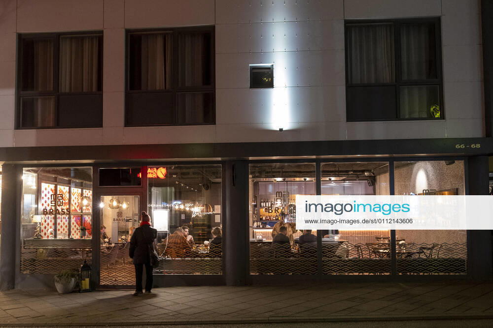 Visitors at Kitchen Brass restaurant in Reykjavik Restaurants are allowed to be open for a