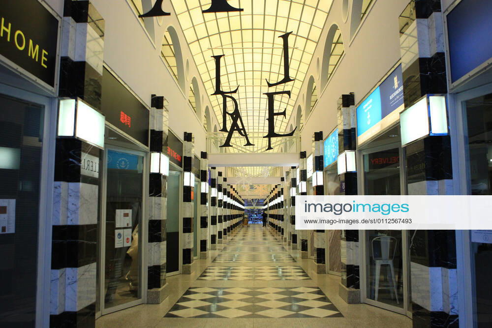 The Galleria shopping arcade in downtown Hamburg, which was almost deserted during the lockdown Downtown Hamburg