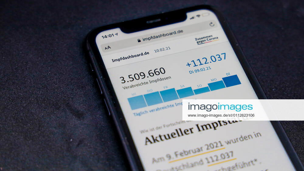 Vaccination dashboard of the Federal Ministry of Health Current vaccination status DEU, Germany, Berlin, 10 02 2021 Impfdashboard de Status 10 February 2021, 12 15 clock, displayed on an iPhone progress of COVIDâ â 19â â vaccination.