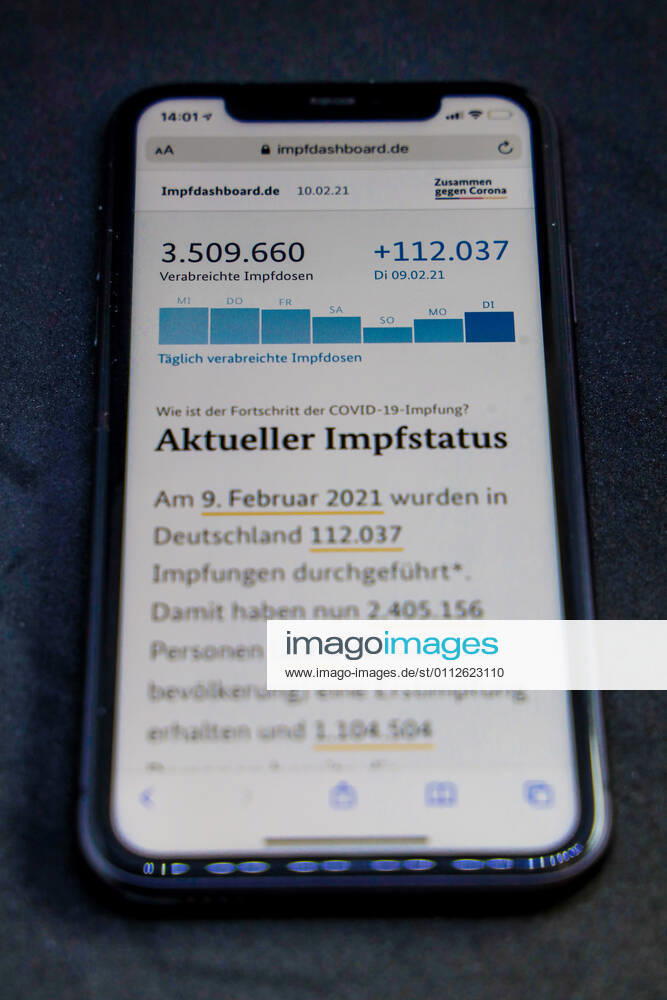 Vaccination dashboard of the Federal Ministry of Health Current vaccination status DEU, Germany, Berlin, 10 02 2021 Impfdashboard de Status 10 February 2021, 12 15 clock, displayed on an iPhone progress of COVIDâ â 19â â vaccination.