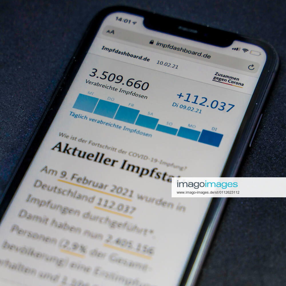 Vaccination dashboard of the Federal Ministry of Health Current vaccination status DEU, Germany, Berlin, 10 02 2021 Impfdashboard de Status 10 February 2021, 12 15 clock, displayed on an iPhone progress of COVIDâ â 19â â vaccination.