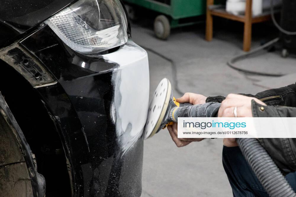 Düsseldorf repair of damage to car paintwork Düsseldorf North Rhine-Westphalia Germany