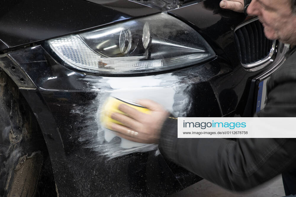 Düsseldorf repair of damage to car paintwork Düsseldorf North Rhine-Westphalia Germany