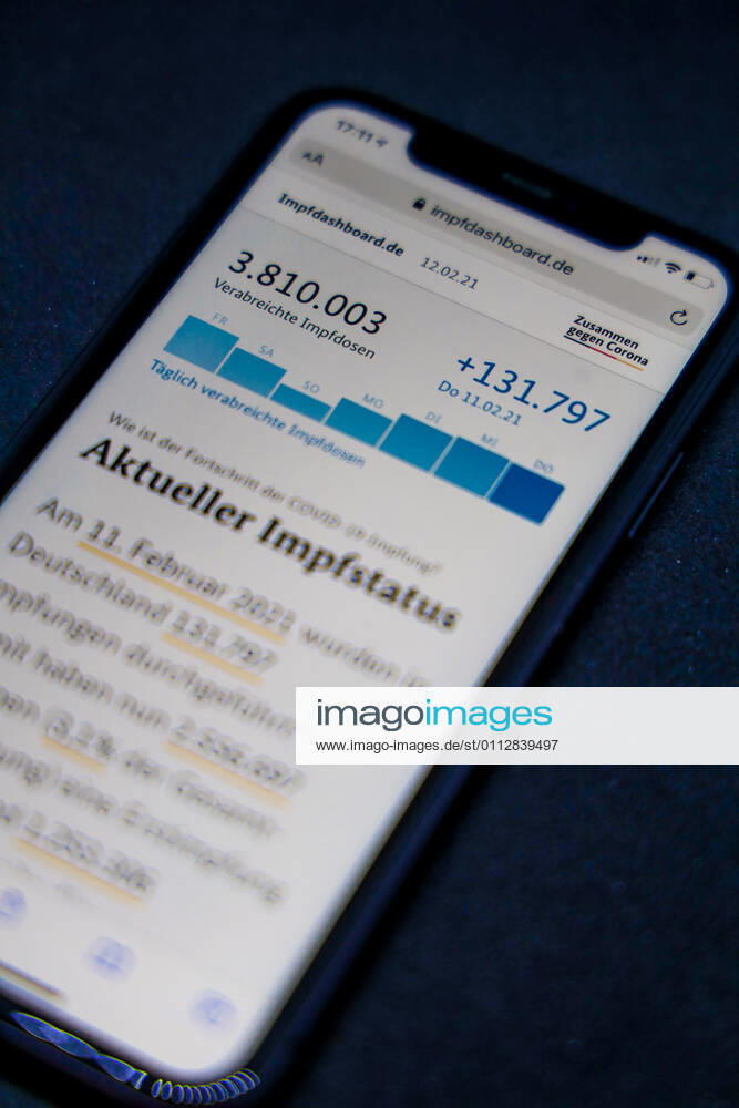 Vaccination dashboard of the Federal Ministry of Health Current vaccination status DEU, Germany, Berlin, 12 02 2021 Impfdashboard de As of 12 February 2021, 11 45 am, displayed on an iPhone Progress of COVIDâ â 19â â vaccination.