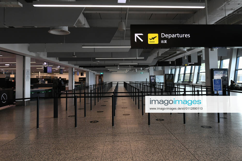 VICTORIA CORONAVIRUS COVID19, An empty queue is seen at the domestic security terminal at Melbourne Airport in Melbourne, Saturday, February 13, 2021. Victoria has entered a short, sharp circuit-breaker lockdown for five days amid fears the highly infectious UK strain of coronavirus has spread in the community. ( NO ARCHIVING, , NO USE IN BOOKS WITHOUT CONSENT MELBOURNE VIC AUSTRALIA