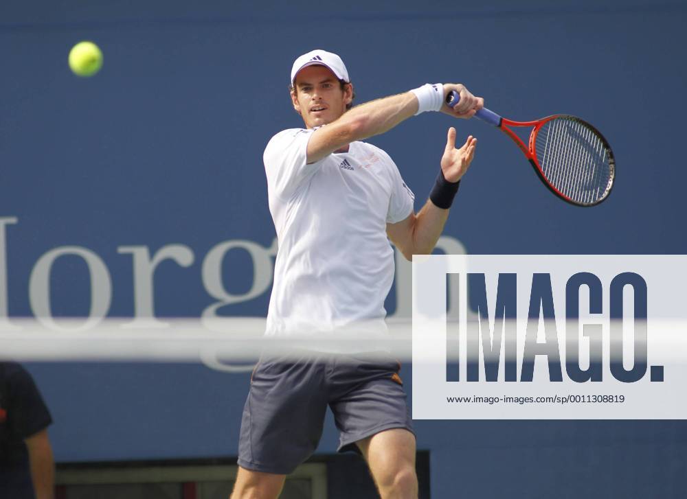 Andy Murray (GBR) during Mens First Round match at the US Open in Arthur Ashe Stadium at the Billie Jean King Tennis Center in Flushing, New York. TENNIS: AUG 27 US Open Icon33012082726568
