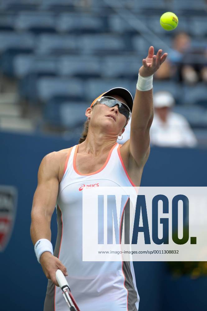 Samantha Stosur of Australia (AUS) during first round match on Day 1 of the 2012 U.S. Open Tennis Championships at the USTA Billie Jean King National Tennis Center in Flushing, Queens, New York, USA. TENNIS: AUG 27 US Open Icon20187731