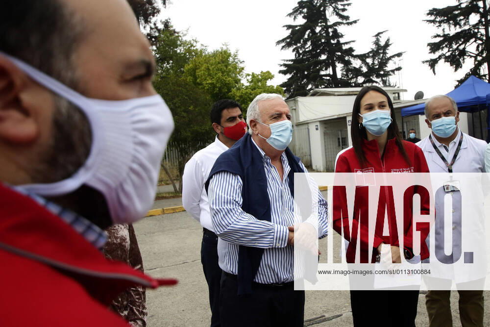 The seremi of Health of the Metropolitan Region, Paula Labra, the Minister of Sport, Andràs Otero and the mayor of Nunoa, Andràs Zarhi, inaugurate a new vaccination point in the parking lot of the National Stadium Javier Salvo Aton Chile, Santiago Chile Aton Chile 489116