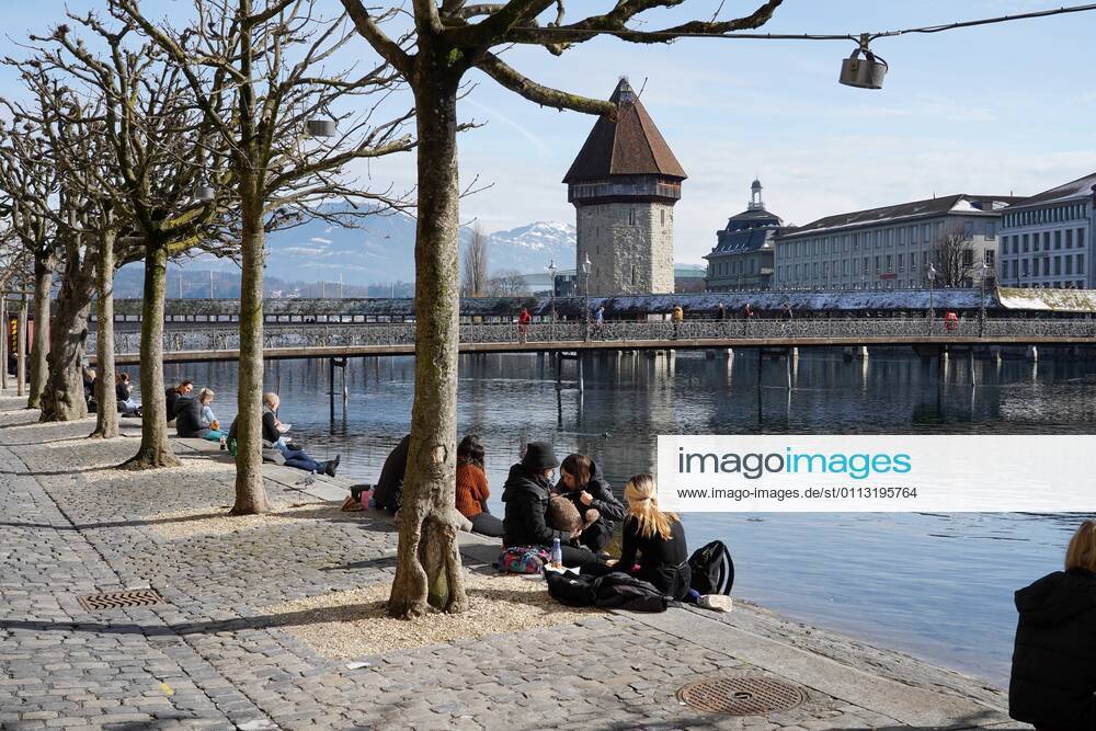 Photo Manuel Geisser 16 02 2021 Spring awakening Lucerne enjoys the sun