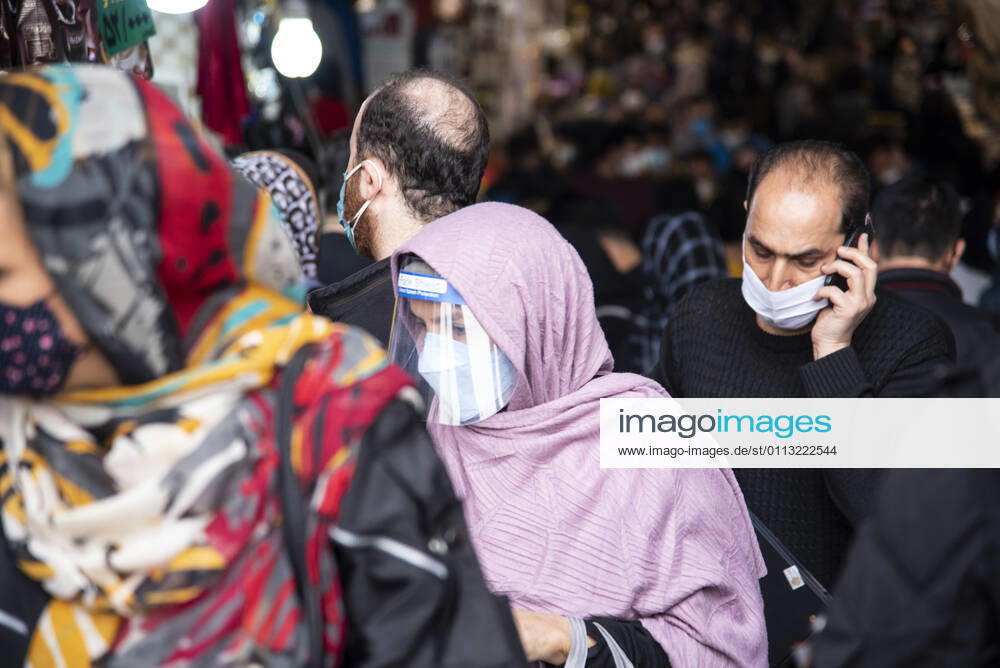 Iran: Warning for the fourth wave of the coronavirus outbreak An Iranian woman wears a mask and face shield to against the Coronavirus in Tehran s Grand Bazar. Since the beginning of February 2021, the number of people infected with the Coronavirus has been increasing in Iran. Tehran Tehran Iran