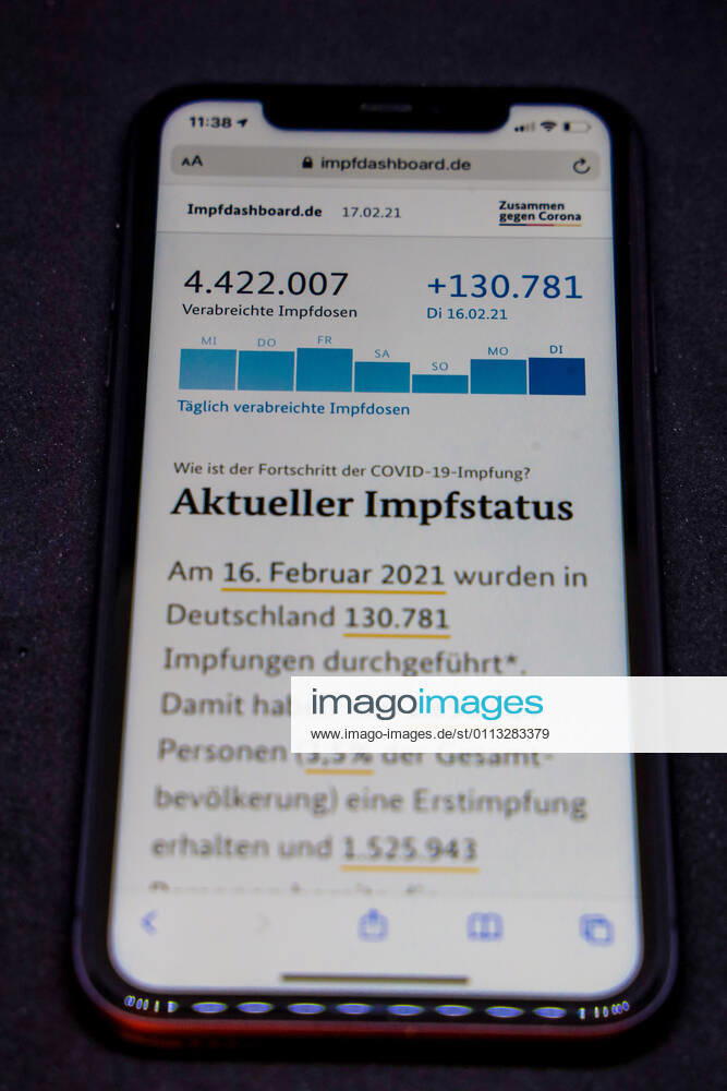 Vaccination dashboard of the Federal Ministry of Health Current vaccination status DEU, Germany, Berlin, 17 02 2021 Impfdashboard de As of 17 February 2021, 10 55 am, displayed on an iPhone Progress of COVIDâ â 19â â vaccination.