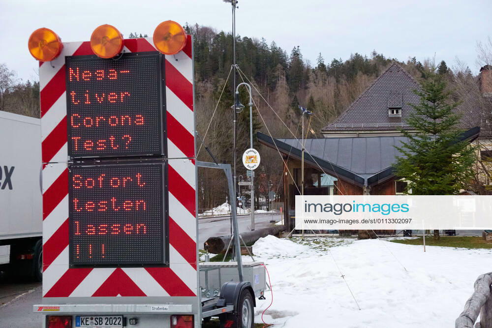 Policemen control every vehicle entering the Weisshaus border from Tyrol, Tirol to Germany due to the Corona virus disease (COVID-19) and mutations. on February 16, 2021 in Füssen, Bavaria, Germany