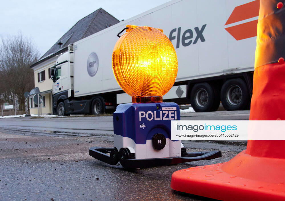 Policemen control every vehicle entering the Weisshaus border from Tyrol, Tirol to Germany due to the Corona virus disease (COVID-19) and mutations. on February 16, 2021 in Füssen, Bavaria, Germany