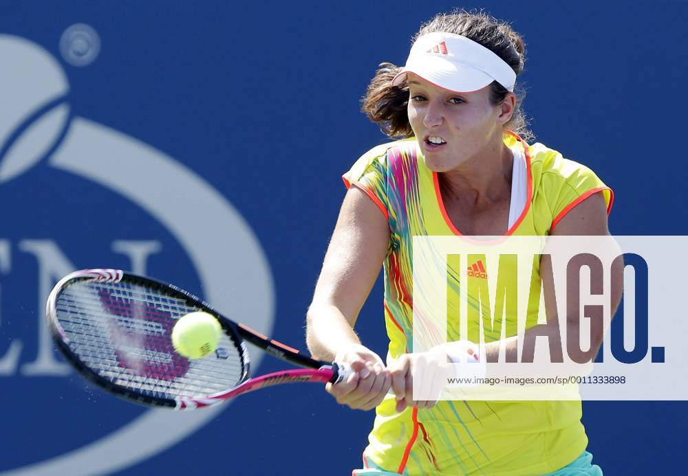 Laura Robson of Great Britain hits a backhand in a second round match in Louis Armstrong Stadium at the Billie Jean King National Tennis Center in New York City on August 31, 2012 NYP20120831104