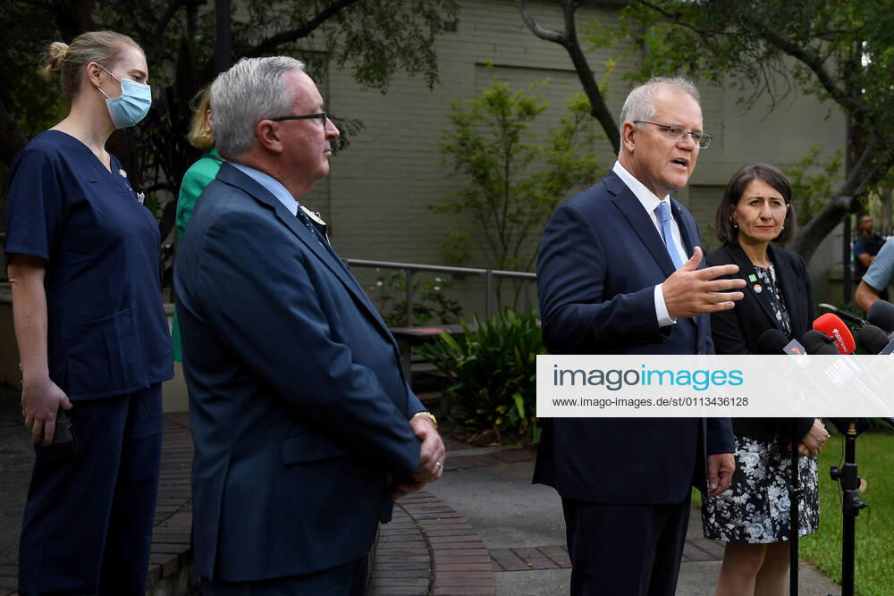 SCOTT MORRISON VACCINE HOSPITAL TOUR, Prime Minister Scott Morrison and NSW Premier Gladys Berejiklian address media following a tour of a COVID-19 vaccination hub at Royal Prince Alfred hospital in Sydney, Friday, February 19, 2021. The first COVID-19 vaccinations in NSW will take place on Monday, with the Pfizer jab to go out to frontline workers. ( NO ARCHIVING, , NO USE IN BOOKS WITHOUT CONSENT Sydney NSW AUSTRALIA