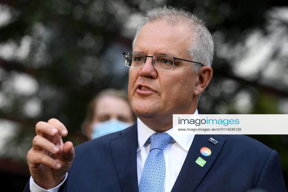 SCOTT MORRISON VACCINE HOSPITAL TOUR, Prime Minister Scott Morrison addresses media following a tour of a COVID-19 vaccination hub at Royal Prince Alfred hospital in Sydney, Friday, February 19, 2021. The first COVID-19 vaccinations in NSW will take place on Monday, with the Pfizer jab to go out to frontline workers. ( NO ARCHIVING, , NO USE IN BOOKS WITHOUT CONSENT Sydney NSW AUSTRALIA