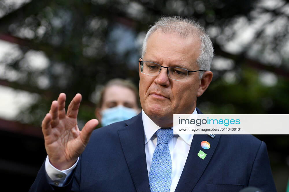 SCOTT MORRISON VACCINE HOSPITAL TOUR, Prime Minister Scott Morrison addresses media following a tour of a COVID-19 vaccination hub at Royal Prince Alfred hospital in Sydney, Friday, February 19, 2021. The first COVID-19 vaccinations in NSW will take place on Monday, with the Pfizer jab to go out to frontline workers. ( NO ARCHIVING, , NO USE IN BOOKS WITHOUT CONSENT Sydney NSW AUSTRALIA