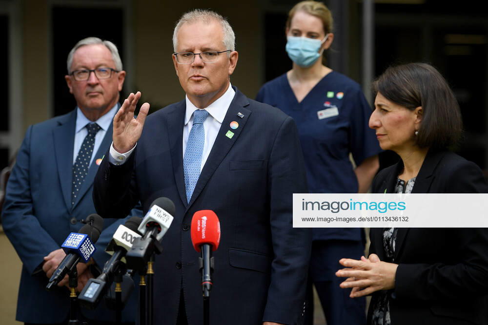 SCOTT MORRISON VACCINE HOSPITAL TOUR, Prime Minister Scott Morrison and NSW Premier Gladys Berejiklian address media following a tour of a COVID-19 vaccination hub at Royal Prince Alfred hospital in Sydney, Friday, February 19, 2021. The first COVID-19 vaccinations in NSW will take place on Monday, with the Pfizer jab to go out to frontline workers. ( NO ARCHIVING, , NO USE IN BOOKS WITHOUT CONSENT Sydney NSW AUSTRALIA