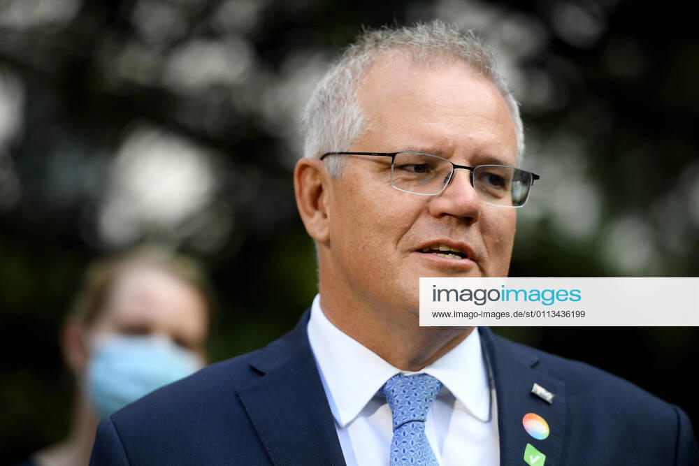 SCOTT MORRISON VACCINE HOSPITAL TOUR, Prime Minister Scott Morrison addresses media following a tour of a COVID-19 vaccination hub at Royal Prince Alfred hospital in Sydney, Friday, February 19, 2021. The first COVID-19 vaccinations in NSW will take place on Monday, with the Pfizer jab to go out to frontline workers. ( NO ARCHIVING, , NO USE IN BOOKS WITHOUT CONSENT Sydney NSW AUSTRALIA