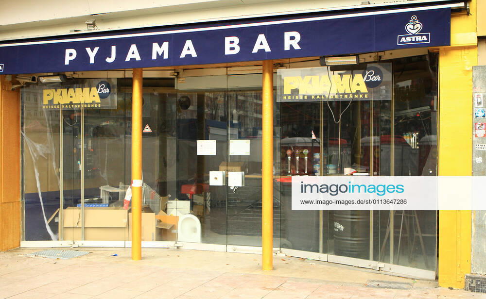 Closed bar on the almost deserted Reeperbahn in Hamburg St Pauli during the lockdown St Pauli Hamburg