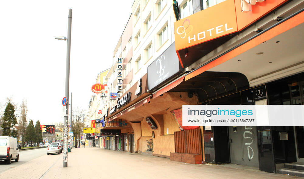 Closed shops on the nearly deserted Reeperbahn in Hamburg St Pauli during the lockdown St Pauli Hamburg