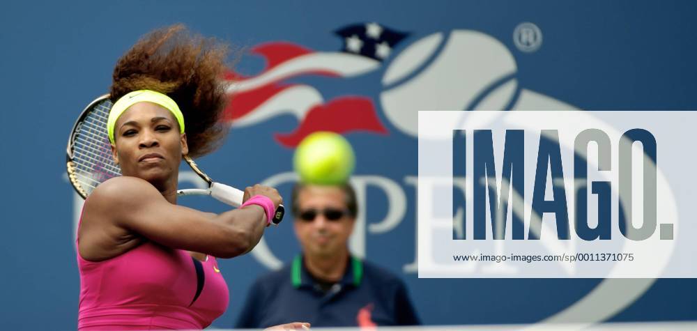 Serena Williams of the United States (USA) during their fourth round Women s Singles match on Day 8 of the 2012 U.S. Open Tennis Championships at the USTA Billie Jean King National Tennis Center in Flushing, Queens, New York, USA. SWITZERLANDxOUT TENNIS: SEP 03 US Open Icon309120903028