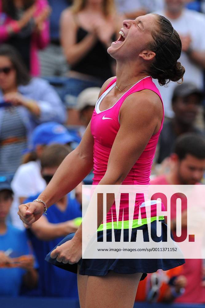 Sara Errani (ITA) TENNIS : US Open - jour 8 - 03 09 2012 VirginieBouyer Tennismag Panoramic