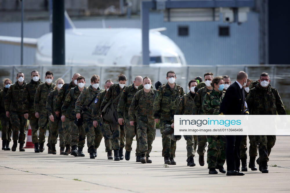 German army medical experts arrives at Figo Maduro military airbase in Lisbon, Portugal on February 23, 2021. Based on a bilateral agreement, a second team of German army medical experts arrived in Portugal on Tuesday to replace the team that has been in Portugal since February 3 to assist the country in its fight against the COVID-19 pandemic. Lisbon Portugal - ZUMAf123 20210223_zap_f123_012