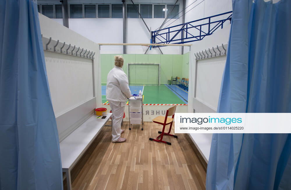 The large-capacity vaccination center against COVID-19 start trial operation on February 24, 2021, in a sports hall in Ricany, near Prague, Czech Republic. In the Czech Republic continues vaccination of seniors against coronavirus. (CTKxPhoto KaterinaxSulova) CTKPhotoP202102240398001 suk005